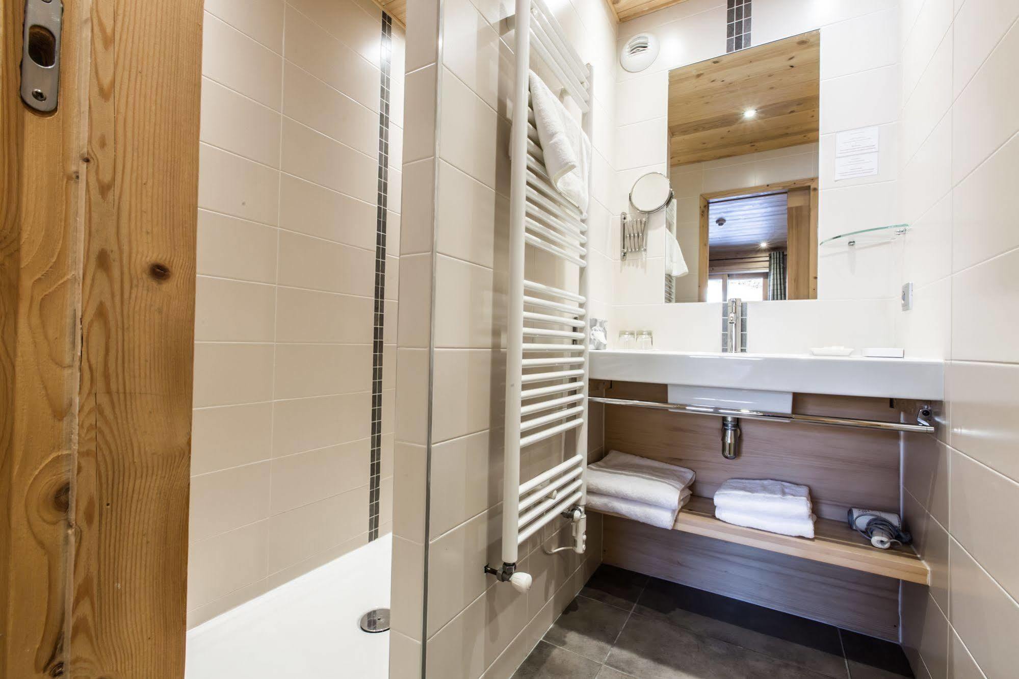 Hotel Spa Crychar Ле-Гет Экстерьер фото
